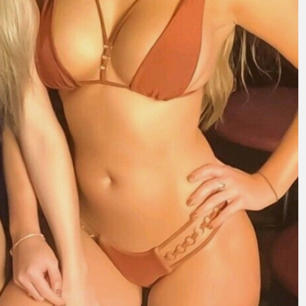 NEW 2 PC BEACH BUNNY IRELAND LARGE BOTTOM MEDIUM TOP RUST BURNT ORANGE